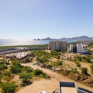 Apartment Stunning 2 Bedroom, 2 Bathroom Just A 5 Minute Drive To The, Cabo San Lucas