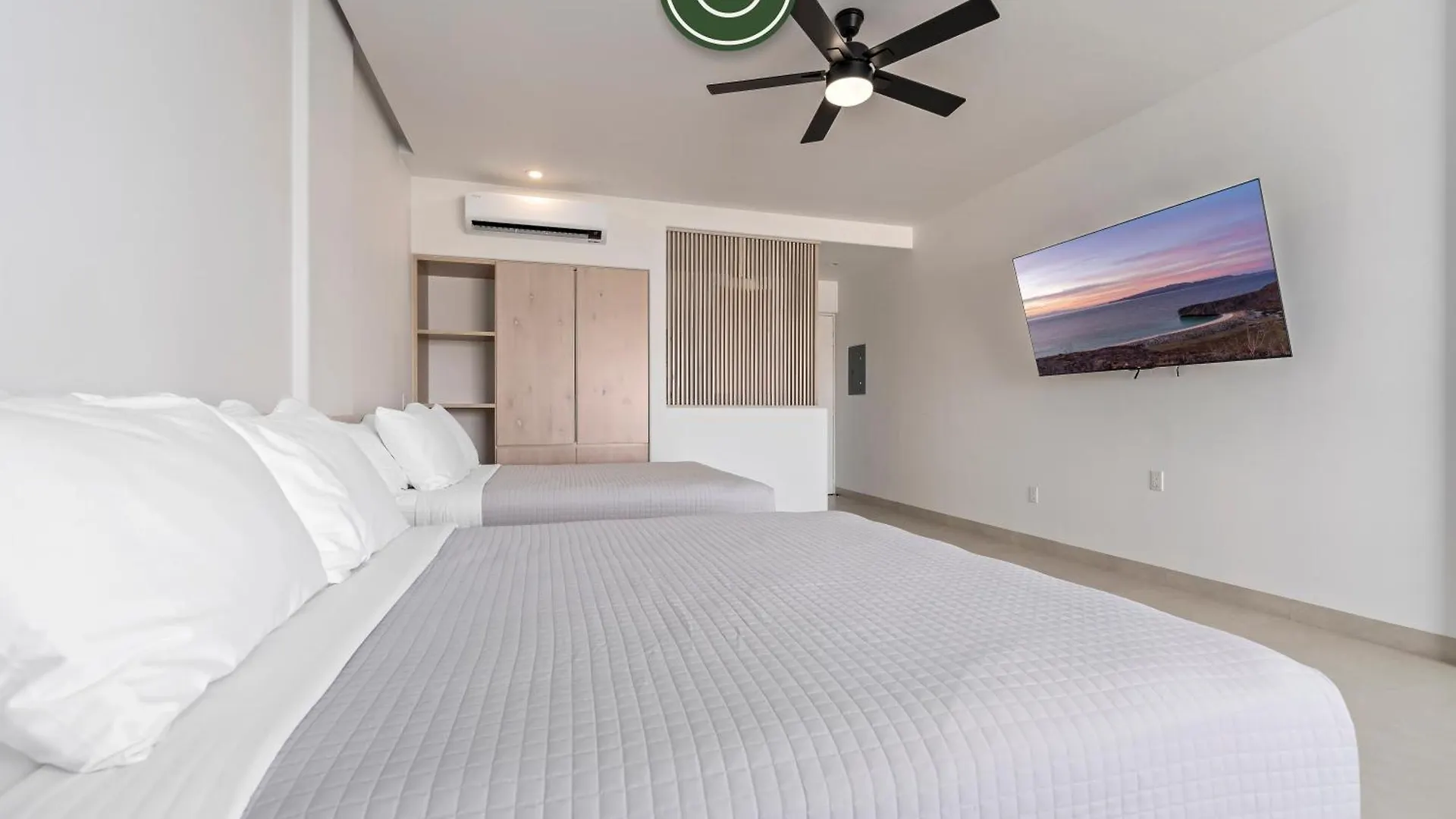 Condo Near Marina - Downtown - Pool - King Cabo San Lucas