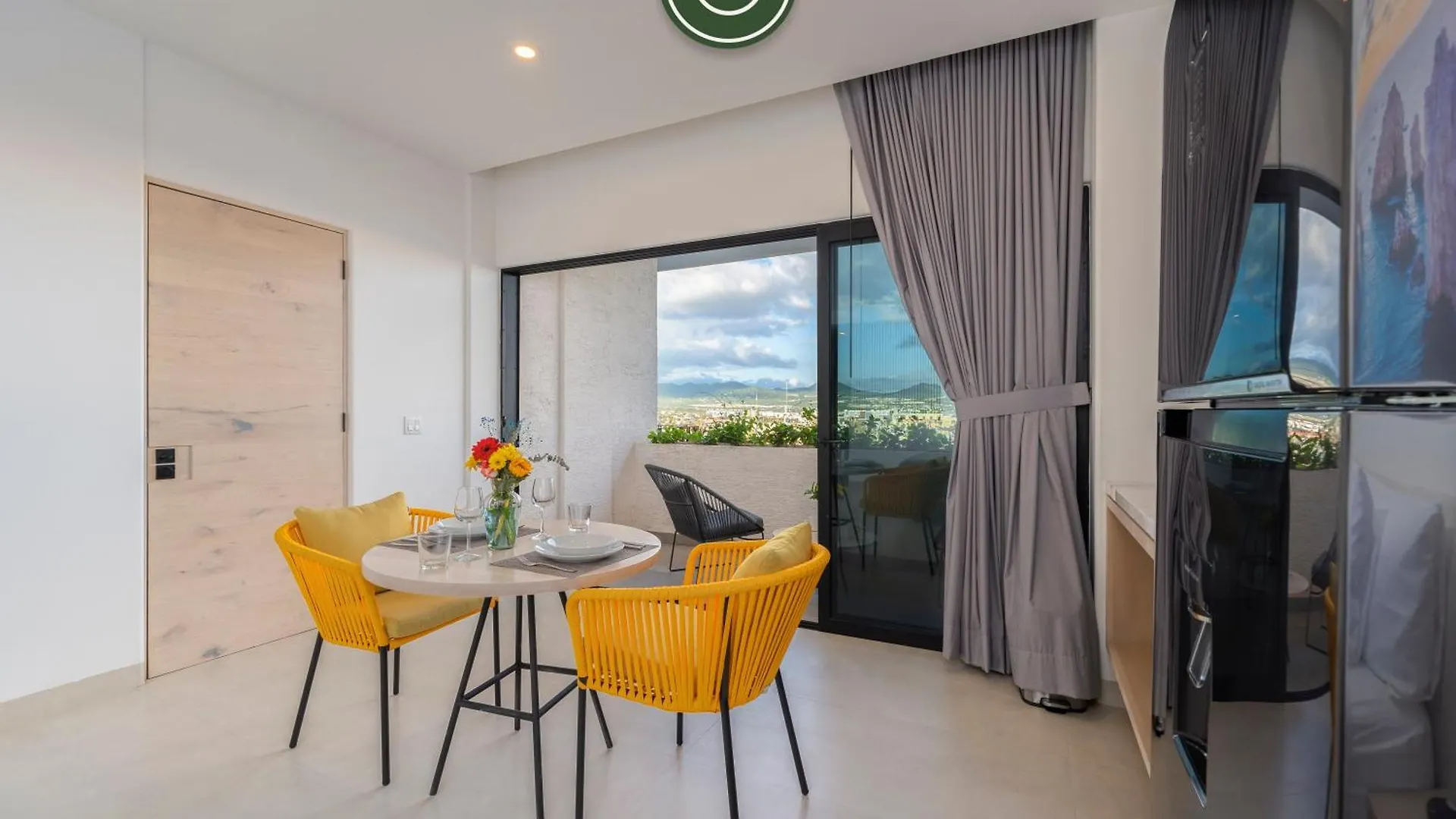 Condo Near Marina - Downtown - Pool - King Cabo San Lucas