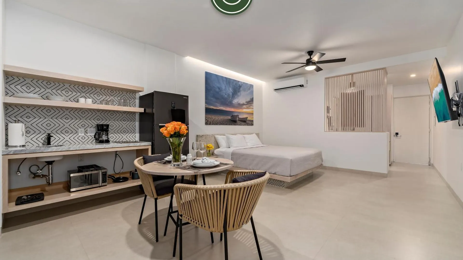 Apartment Condo Near Marina - Downtown - Pool - King Cabo San Lucas Mexico